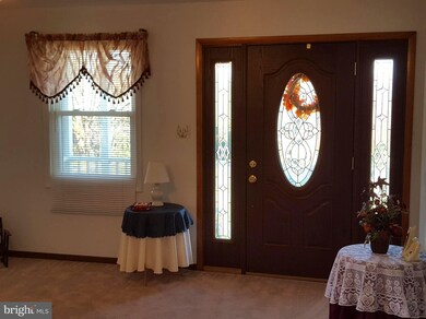 237 Wakefield Rd, Hagerstown, MD 21740 - photo 3