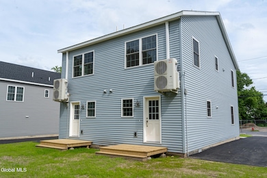 414-416SummitAveSchenectady--44