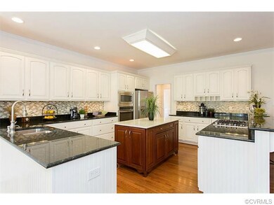Brand-new kitchen model - granite countertops, new