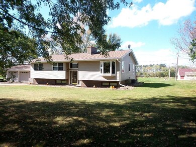 130 S Summit St, Alma Center, WI 54611 - photo 3