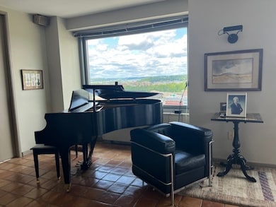 Piano Room with Awesome Allegheny River View & Nor