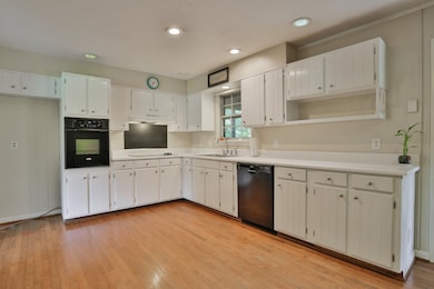 4621 Cloverdale Loop, Hixson, TN 37343 - photo 6