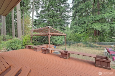 Look at this beautiful front yard, it's a relaxing oasis!