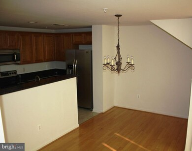 24768 Stone Station Terrace unit 201, Stone Ridge, VA 20105 - photo 6