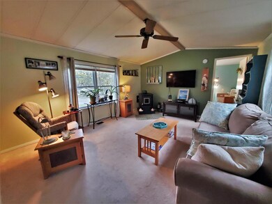 89 Zachary Dr, Hooksett, NH 03106 - photo 4