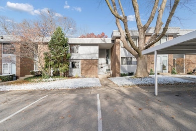 4107 S Norway St SE unit 72, Grand Rapids, MI 49546 - photo 5