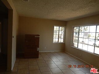 1260 E 127th St, Los Angeles, CA 90059 - photo 4