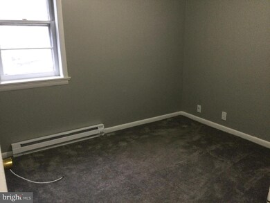 419 N Massanutten St unit A, Strasburg, VA 22657 - photo 5