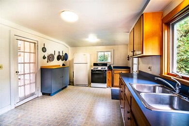 113 E Main St, Richmond, VT 05477 - photo 6