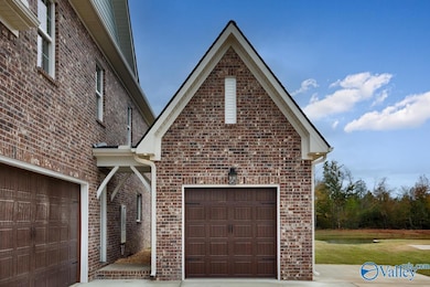 7806 Lake Walk Way SE, Owens Cross Roads, AL 35763 - photo 6