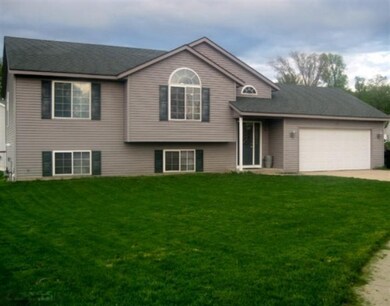 427 Peach Ct, Wayland, MI 49348 - photo 5