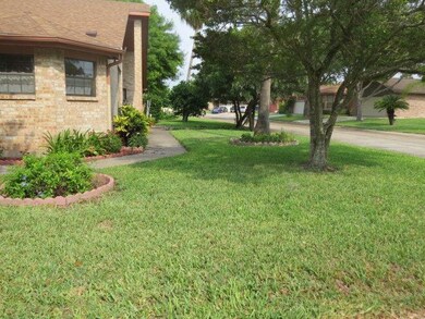 100 W Moore Rd unit 64, Pharr, TX 78577 - photo 4