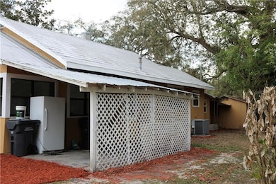 831 Oak St, Lake Wales, FL 33859 - photo 5