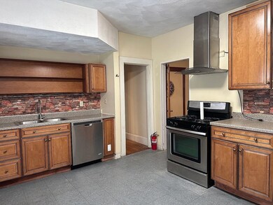 17 Reed Ave unit 2, Everett, MA 02149 - photo 2