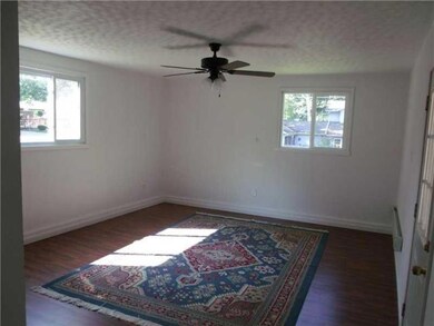 3520 Hampshire Rd, Erie, PA 16506 - photo 7