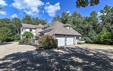 N7450 Carriage Dr, Elkhorn, WI 53121 - photo 5