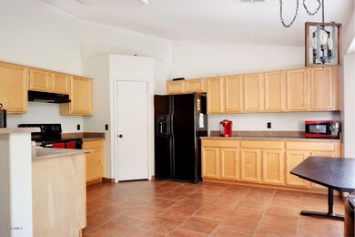 Kitchen/ Dining