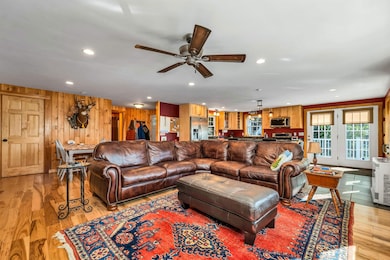 117 E Huntress Pond Rd, Barnstead, NH 03225 - photo 3