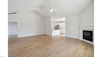 2212 Edwin Dr, Chesapeake, VA 23322 - photo 5