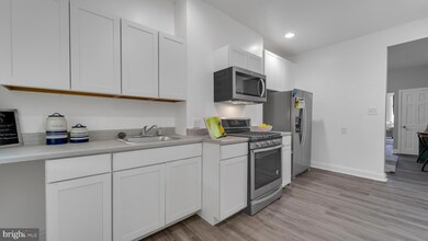 2122 N Fulton Ave, Baltimore, MD 21217 - photo 7