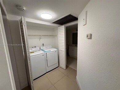 8205 Lake Dr unit 501, Doral, FL 33166 - photo 7