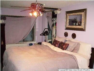 Chestnut Hill at Essex Park unit 4A, Staten Island, NY 10314 - photo 5