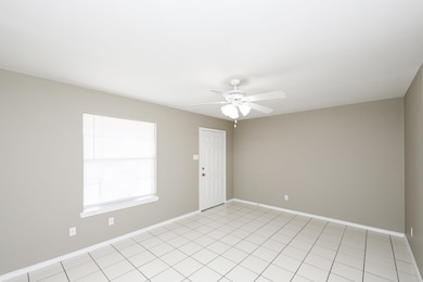 8911 Mcpherson Rd unit 2D, Laredo, TX 78045 - photo 7