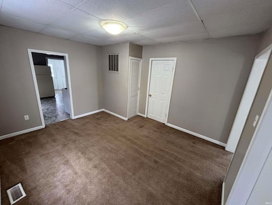 1027 N 10th St, Vincennes, IN 47591 - photo 6