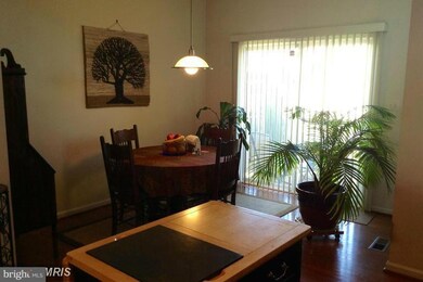 2853 Chinkapin Oak Ln unit 232, Woodbridge, VA 22191 - photo 4