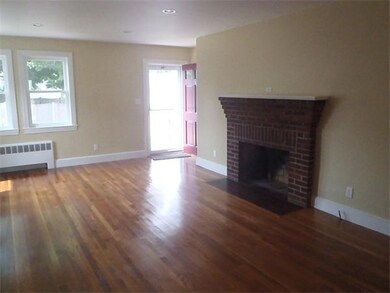 527 Baker St, West Roxbury, MA 02132 - photo 4