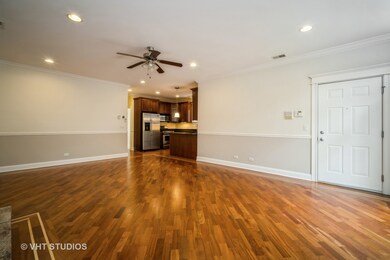 6209 N Washtenaw Ave unit 1, Chicago, IL 60659 - photo 3