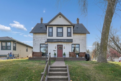 2566 18th Ave E, Saint Paul, MN 55109 - photo 2