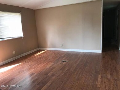 6053 Malcone Ln, Jacksonville, FL 32244 - photo 4