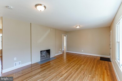 13500 Harrison Ave, Fort Washington, MD 20744 - photo 7