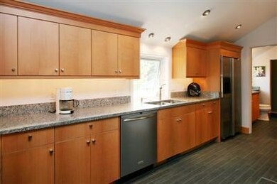 7 Eldredge Dr, North Falmouth, MA 02556 - photo 4