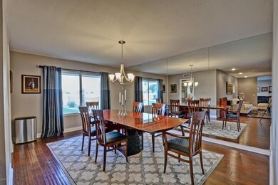 9514 W Lindgren Ave, Sun City, AZ 85373 - photo 7