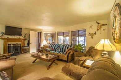 LIVING ROOM 2
