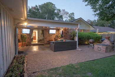 1202 Frances Dr, Rosenberg, TX 77471 - photo 6