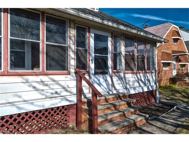 19517 Shawnee Ave, Cleveland, OH 44119 - photo 2