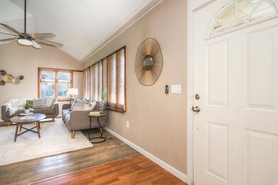 Forest Ave 907 Web (7 of 38)