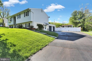 1900 Mcknights Gap Rd, Reading, PA 19604 - photo 3