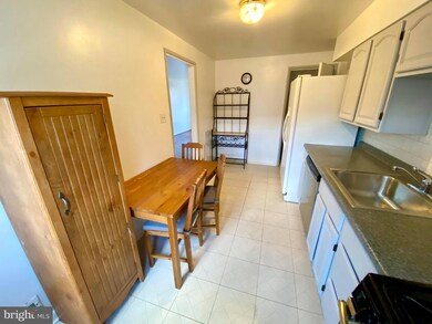 5543 Cedonia Ave, Baltimore, MD 21206 - photo 5