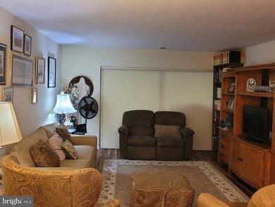 Heather Ridge unit 200, Baltimore, MD 21209 - photo 4