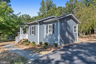 12700 Duckettown Rd, Laurel, MD 20708 - photo 3