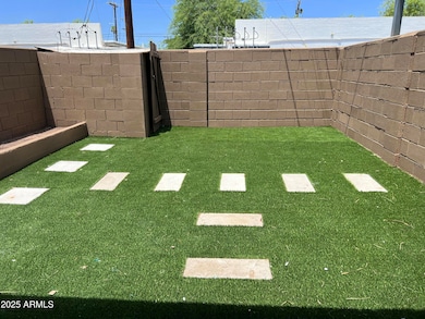 4142 E Moreland St unit 2, Phoenix, AZ 85008 - photo 4