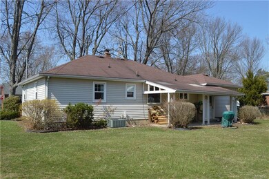 759 Barrally St, North Tonawanda, NY 14120 - photo 4