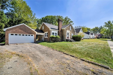 5425 Grasmere Ave, Maple Heights, OH 44137 - photo 3