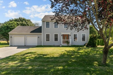 42 Pequot Ln, Middletown, RI 02842 - photo 2