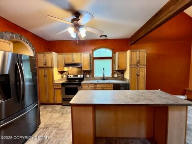 5327 Maple Ln, Cresco, PA 18326 - photo 7