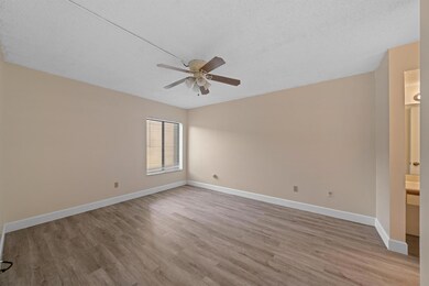 400 Club Cir unit 1080, Boca Raton, FL 33487 - photo 6